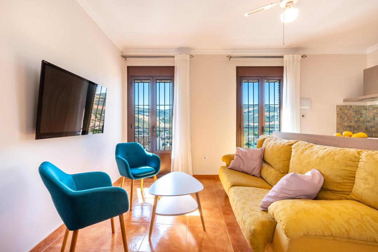 Гостевой дом Casa Angelita Caminito Del Rey, Duplex Con Terraza En El Centro De Andalucia Valle de Abdalagis Экстерьер фото