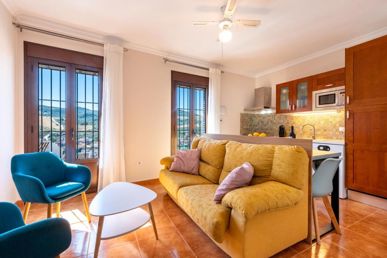 Гостевой дом Casa Angelita Caminito Del Rey, Duplex Con Terraza En El Centro De Andalucia Valle de Abdalagis Экстерьер фото
