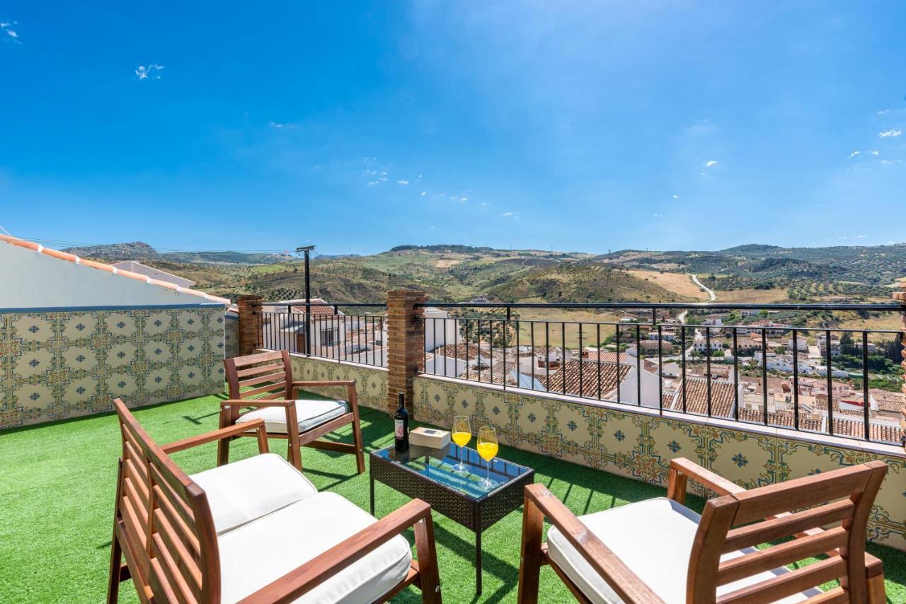 Гостевой дом Casa Angelita Caminito Del Rey, Duplex Con Terraza En El Centro De Andalucia Valle de Abdalagis Экстерьер фото